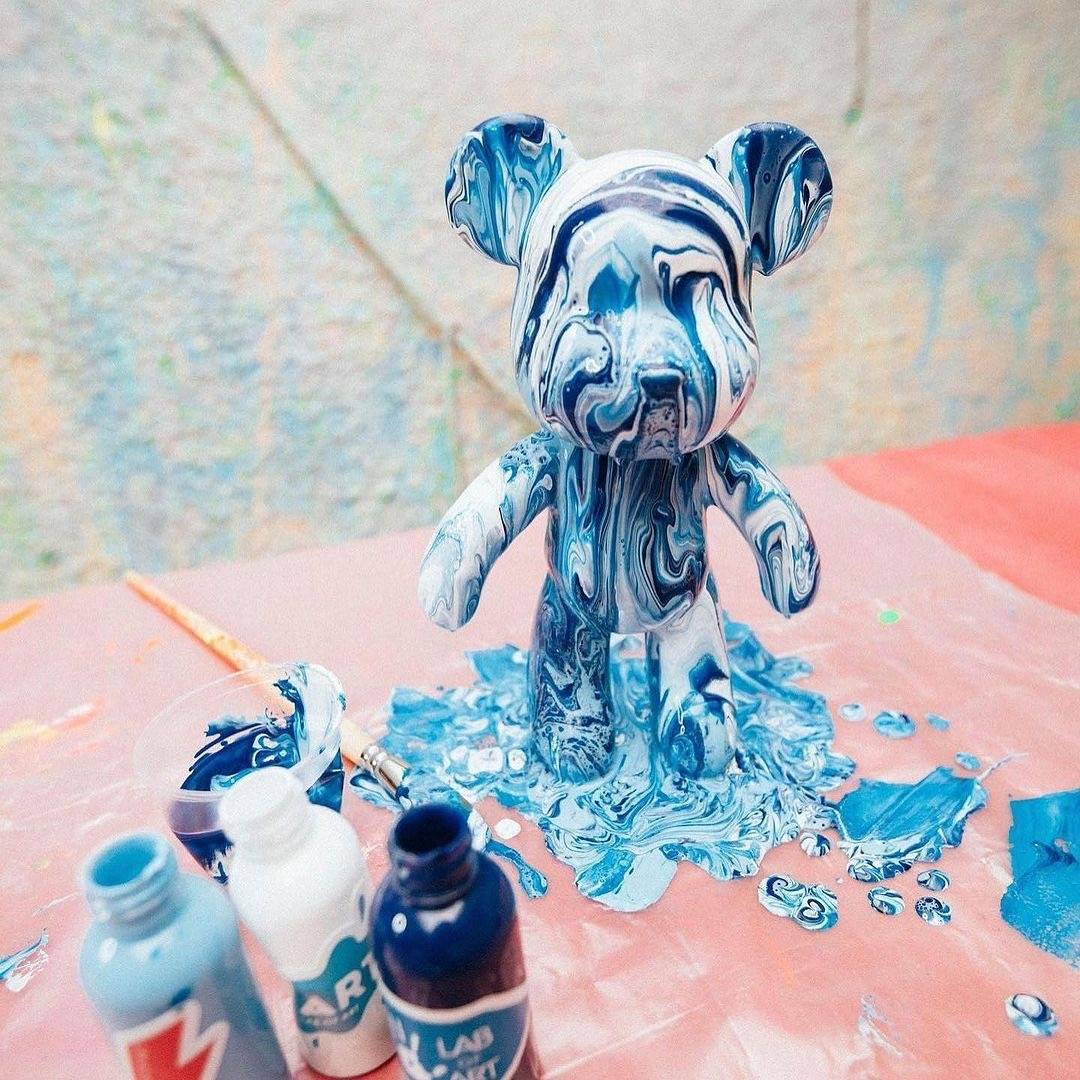Мишки BEARBRICK арботкс в лаб оф арт